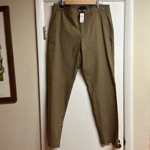 NWT banana Republic khakis 34/34